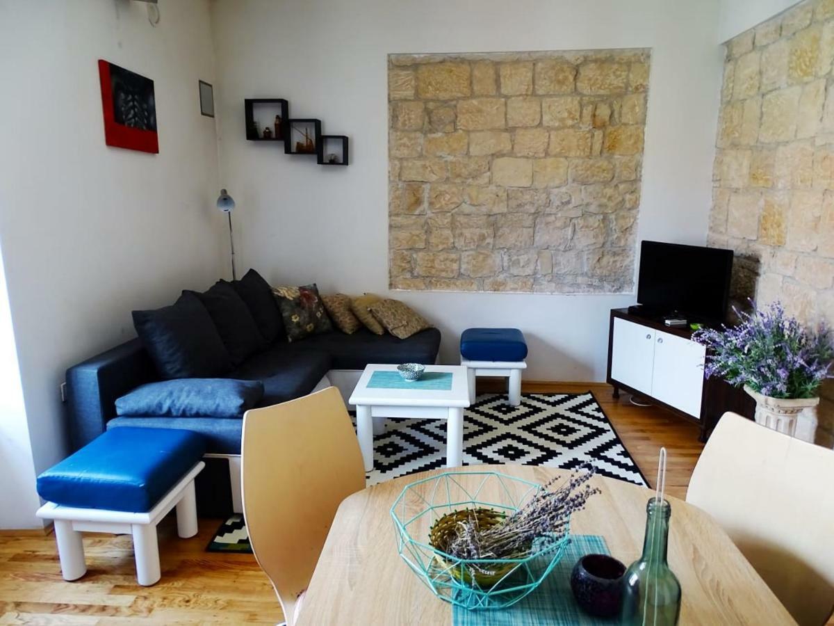 Apartment Naita Sinj Dış mekan fotoğraf