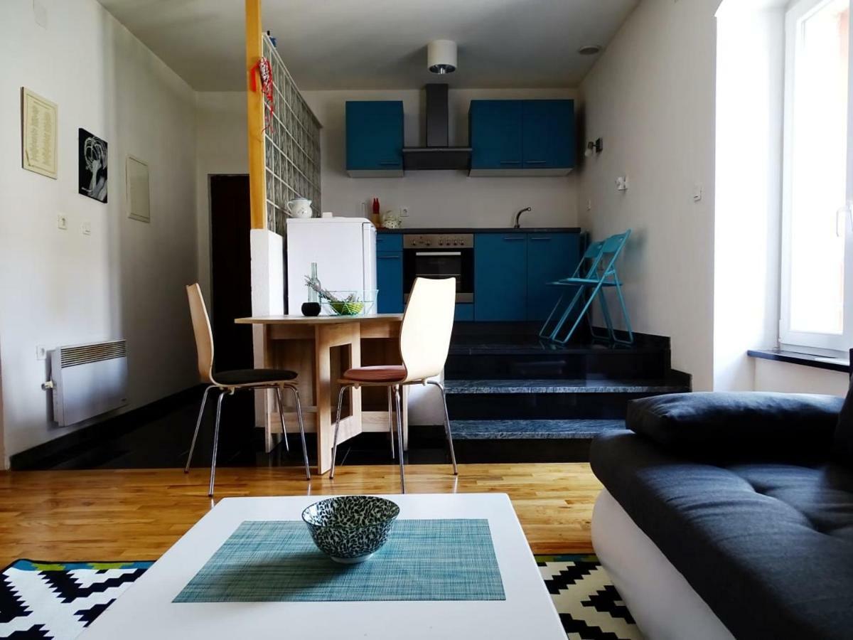 Apartment Naita Sinj Dış mekan fotoğraf