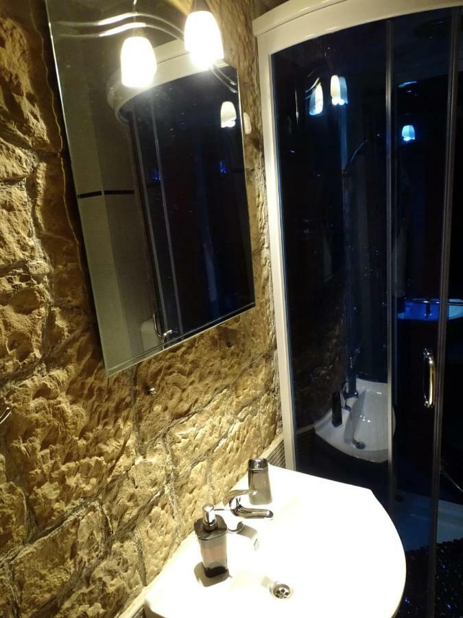Apartment Naita Sinj Dış mekan fotoğraf