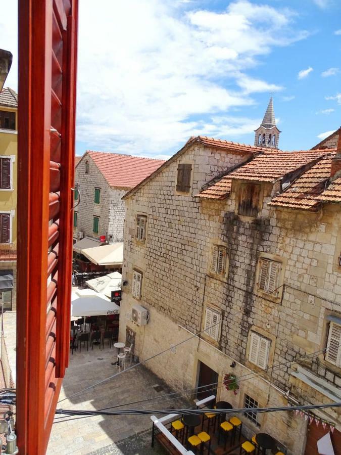 Apartment Naita Sinj Dış mekan fotoğraf